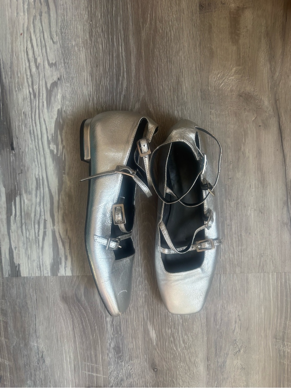 Alohas Luke Metallic Silver Strappy Mary Jane Flats size 39
